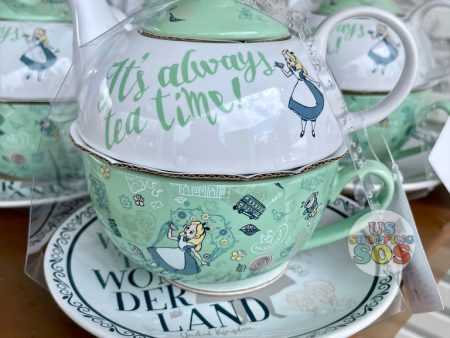 WDW - Epcot World Showcase United Kingdom - Alice “It’s Always Tea Time!” Teapot, Cup & Saucer Set Fashion