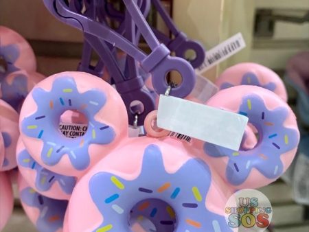 DLR - 3D Squeeze Keychain - Minnie Donut For Sale