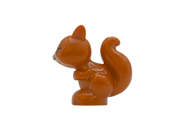 Squirrel with Black, Reddish Brown Winky Face Online