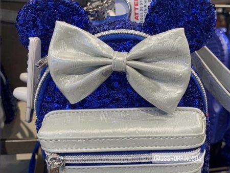 DLR - Wish Come True Blue 💙 - Loungefly Minnie Sequin Mini Wrislet Sale