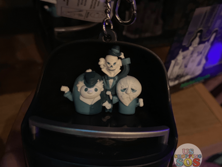 DLR - Haunted Mansion Hitchhiking Ghosts Light Up Keychain Online Hot Sale